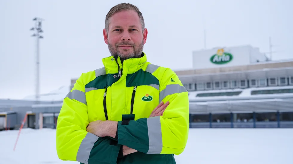 Arla satsar 52 miljoner kronor på att byta ut de två förpackningslinjer man haft i Linköping sedan 1998. "Det är dags att förnya sig", säger Mathias Carlsson, mejerichef på Arla i Linköping.