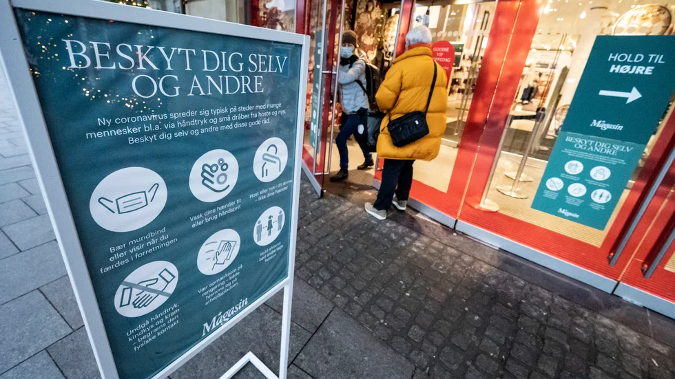 Flera danska butiker har varslat om att de kommer att öppna under måndagen – trots att de enligt landets coronarestriktioner ska hålla stängt. Arkivbild.