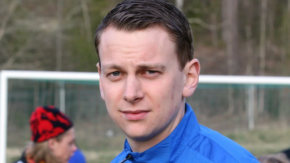 Henrik Milton är assisterande i Kalmarsund, som nu leder SSL. 