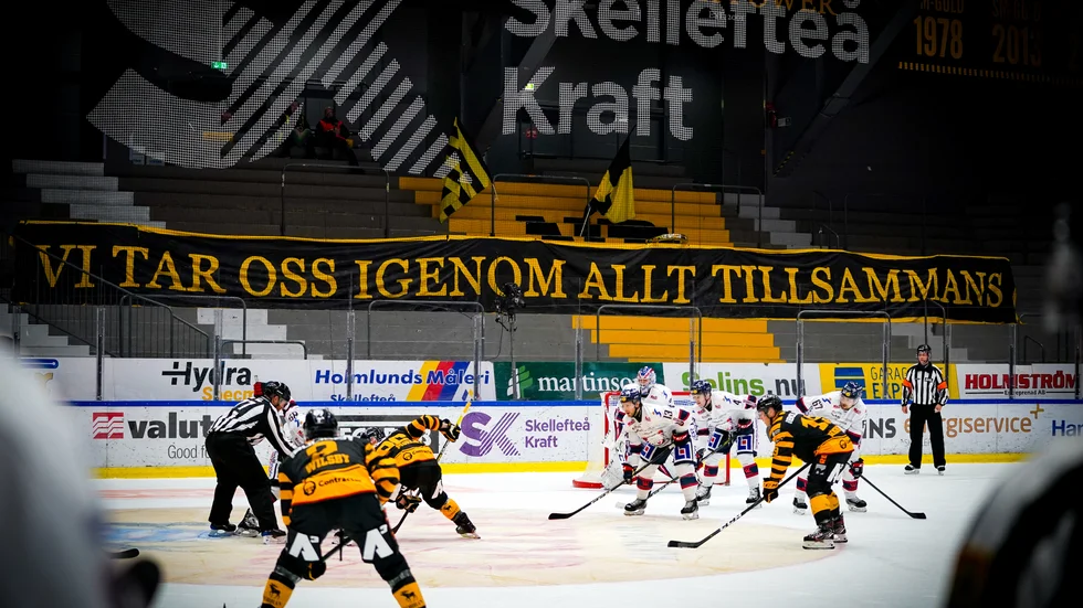 Under tisdagen kom beskedet att den tillåtna publiksiffran på Skellefteå AIK:s SHL-matcher sänks från 300 till 50 personer.