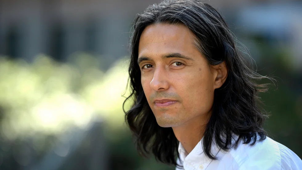 Jonas Hassen Khemiri fick Augustpriset för "Allt jag inte minns". Nu har han chans att få amerikanska National Book Award för "Pappaklausulen". Arkivbild.