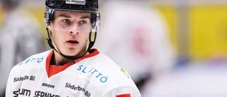 Han gör första allsvenska matchen för Vita Hästen
