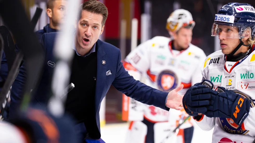 Sam Hallam, tränare i Växjö Lakers.