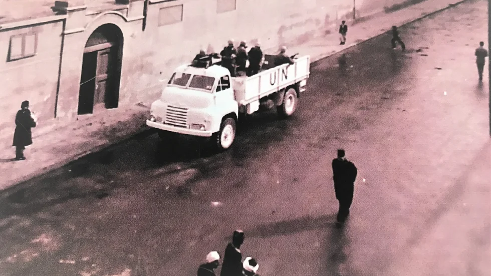 Bättre information behövs i Sverige om vad som sker ute i världen. Personal som tjänstgjort i utlandsstyrkor är en resurs, skriver Olle Brennius som deltog i FN-insatsen vid Suezkanalen med början 1956.