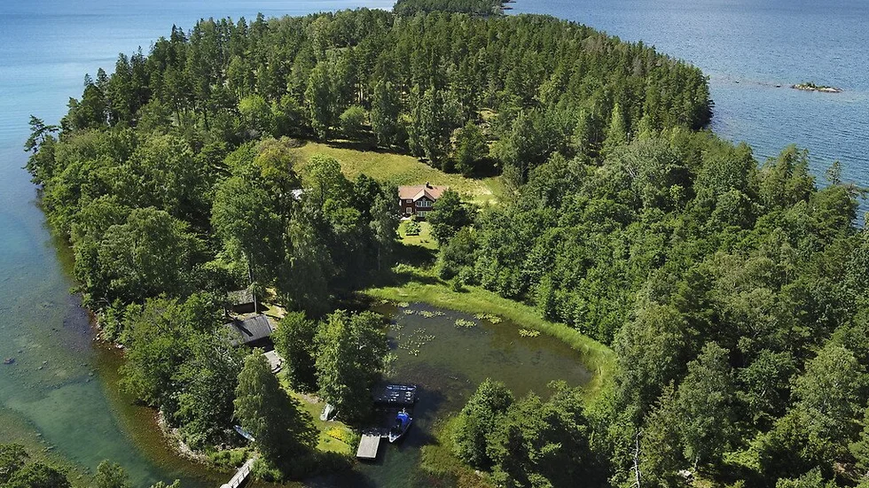 Nu är Boön 3 till salu, en hel skärgårdsö, strax utanför Medevi.
