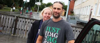 "Lägger de ner skolan dör allt annat också"