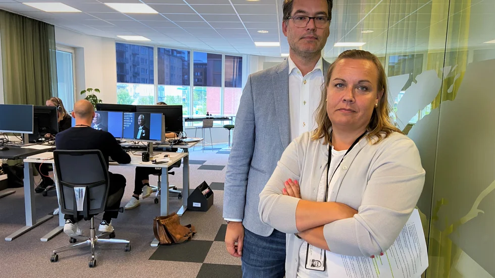Försäkringskassans kontrollenhet i Uppsala startade 2017 och ansvarar för att granska ärenden i främst Uppsala, Gävleborg och Västmanlands län. Thomas Thulin, specialist, och Kristina Boija, enhetschef, är två av de sjutton som är anställda här i Uppsala för att att hitta bedrägerier och stoppa felaktiga utbetalningar. 