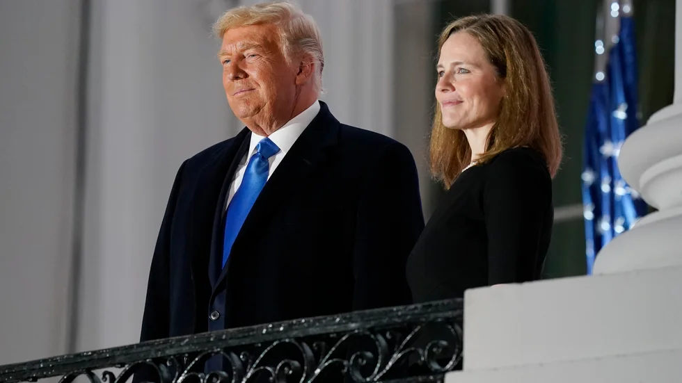 President Donald Trump och Amy Coney Barrett ny domare i USA:s högsta domstol.