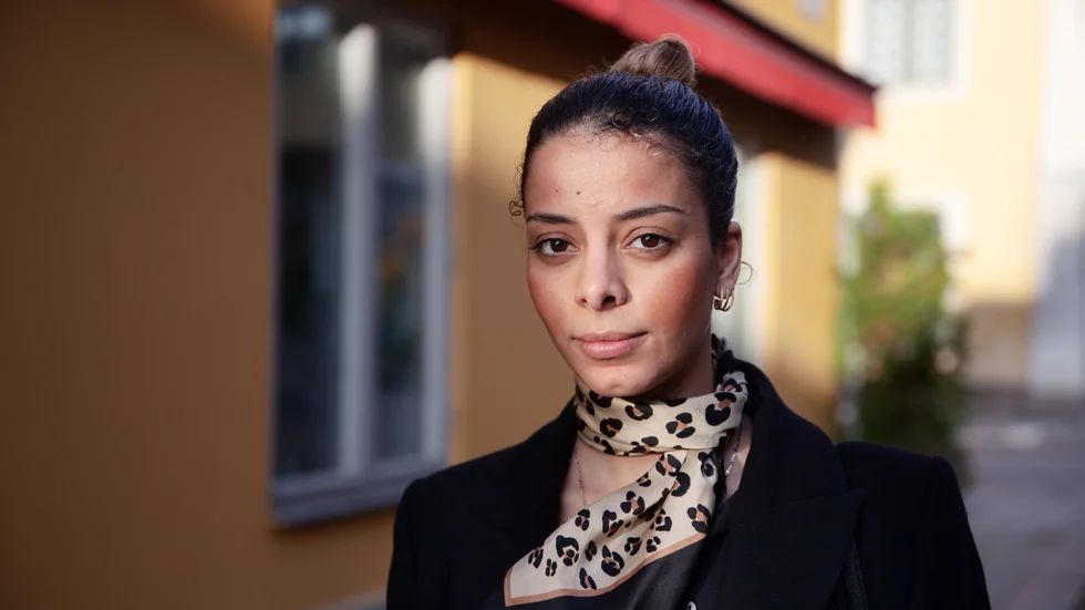 Maryam Arfaoui vill väcka ungas intresse för juridiken. Parallellt med studierna driver hon sedan två år tillbaka Juridikbanken på nätet som förklarar och svarar på frågor om aktuella rättsfall. 