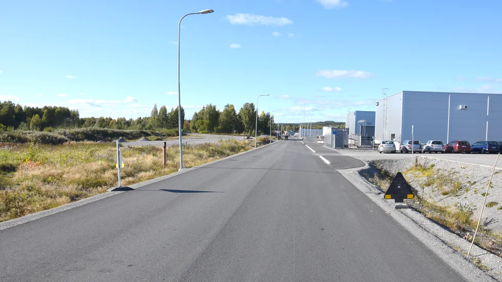 Här, direkt söder om Östra Navet på Hedensbyn, finns plats för sju industrifastigheter. Bara en är tillgänglig då de andra sålts eller reserverats.