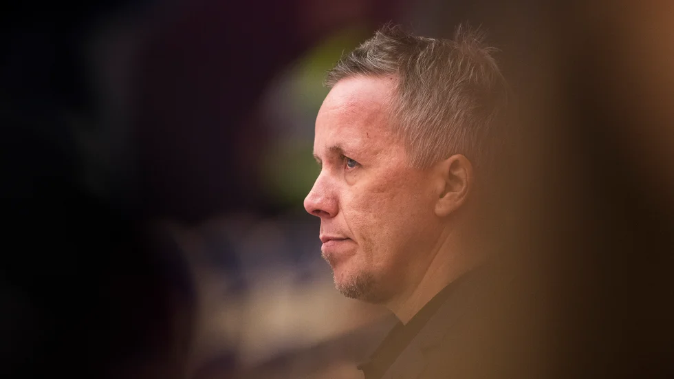 Hans Wallson möter sitt gamla lag för första gången som motståndartränare. Wallson tränar Björklöven kommande säsong.
