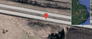 Singelolycka på E18 - helt stopp i ett körfält