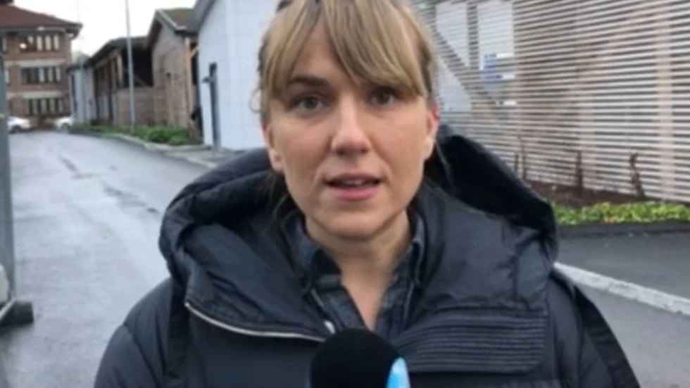 UNT:s reporter Ebba Örn befinner sig på platsen.