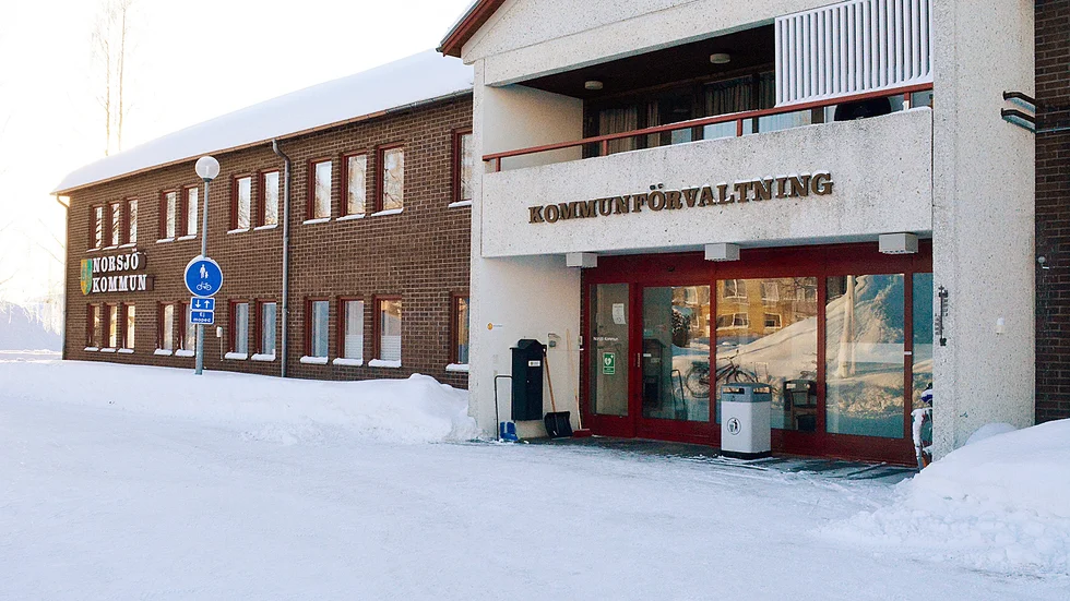 Skribenten ifrågasätter Norsjö kommuns slogan "Världens bästa vardag".
