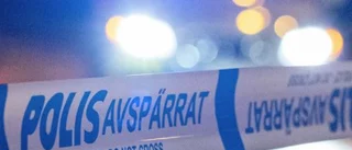 Polisen: Flera rånare trängde sig in i bostad 