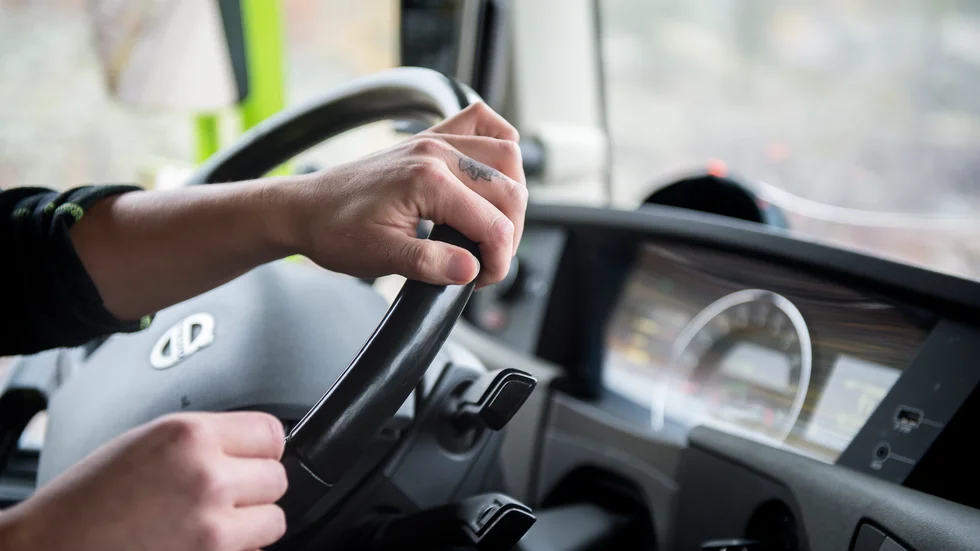 Under vecka 42 ska trafikpolisen fokusera på att kontrollera så att yrkesförarna håller sina kör- och vilotider, men också att utländska företag som kör inom Sverige har alla tillstånd i ordning.