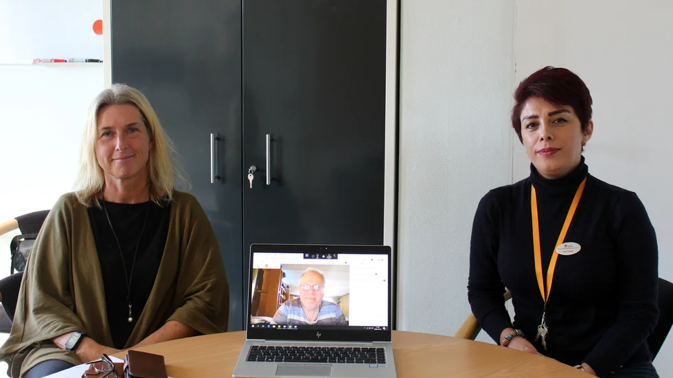 (Från vänster) Anna Ljungqvist, Omed Alassafi och Ida Edman tycker att modersmålsundervisning är viktigt och ger resultat för elevernas utveckling i alla skolämnen. 