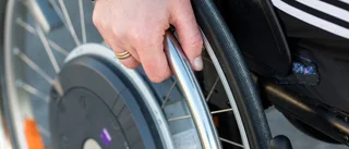 Kvinnlig assistent misstänks ha tafsat på handikappad
