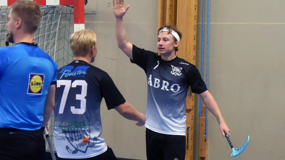 Nu tackar Jack Fridh för sig. Innebandy- och fotbollsspelaren flyttar till Umeå senare i höst. 