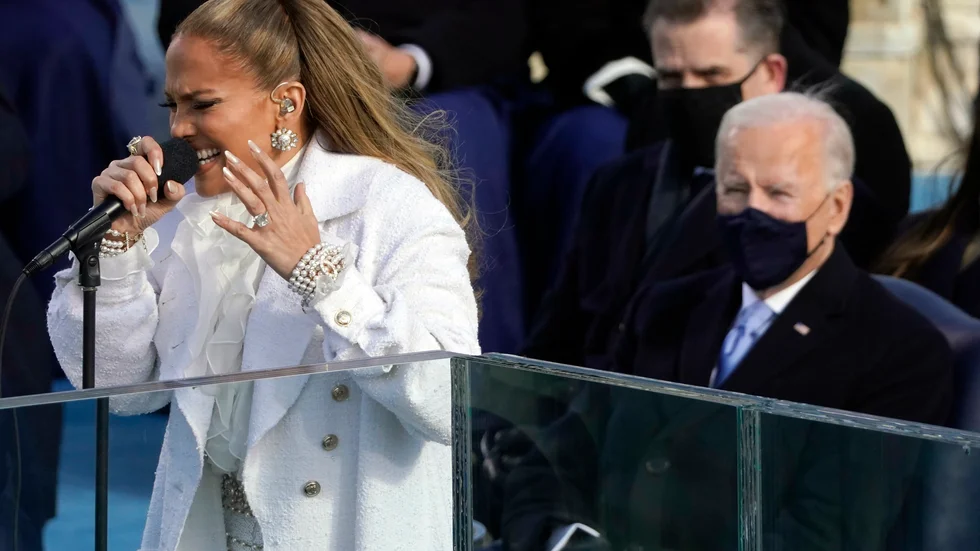 "Jennifer Lopez sjöng ”this is your land” och allt var väldigt vackert och pampigt."