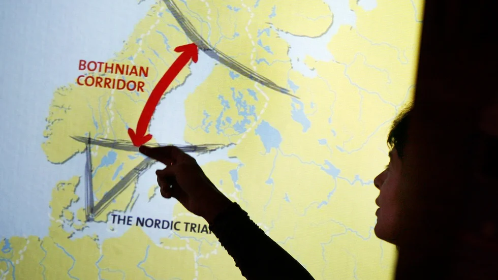 "Det är regeringen som beslutar om hur mycket pengar som Trafikverket får och vilka objekt som ska genomföras", skriver Helena Eriksson, regional direktör i Nord. (Arkivbild)
