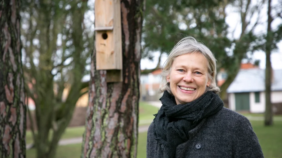 Pernilla Johansson, stadsträdgårdsmästare, vet inte vad Årets happening är. Nu får gotlänningarna komma med sina idéer och den bästa blir årets happening 2021.