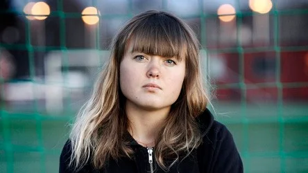 Fotbollsdomaren Sanna Arbman Hansing är trött på föräldrar som beter sig illa.