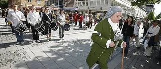 Parad för Carl von  Linné