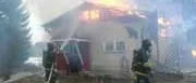 Villa totalförstörd i brand