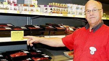 Butikschef Ronny Lindblom på ICA Maxi Enköping vill gärna skylta med oxfilén, men det fungerar inte eftersom den då stjäls snabbt.