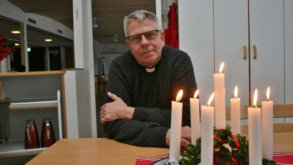 Lars Söderlund, pastor i Borgenkyrkan, betonar kyrkans viktiga roll under julhelgen.