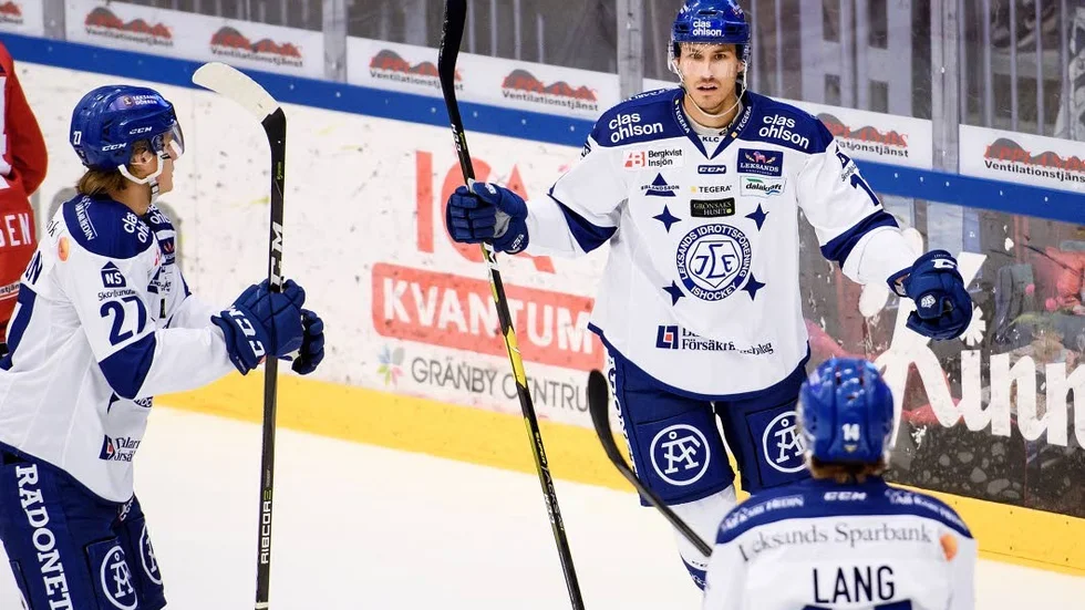 Leksand hade all anledning att jubla i Gränbyhallen, som här efter 1–3 i den första perioden. Leksand var klassen bättre än hemmalaget. Det kunde ha varit mer än 2–6.