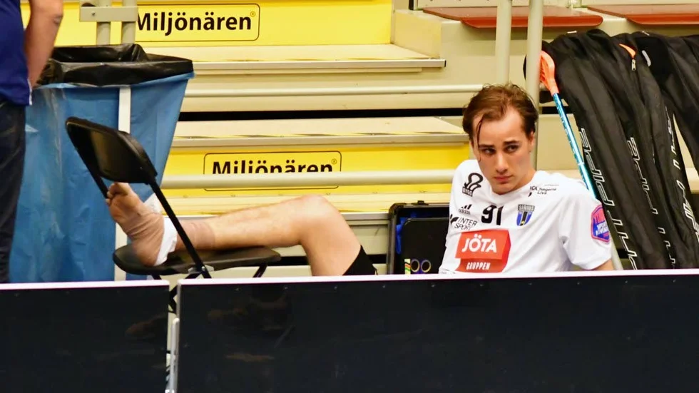 Kevin Söderling eftre skadan.