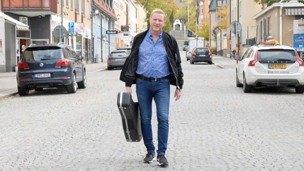 Gillar du trubadurer - och Jocke Göransson? Han dyker upp på Måndagskväll och Stattshörnan - bland annat.