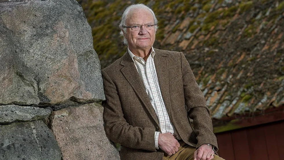 På årsmöte. Kungen besöker både Lövstabruk och Hållnäs under årsmötesturen.