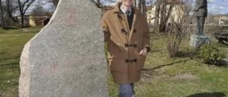Thunman får en sten vid sin sida