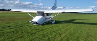 Flygplan kraschade på noshjulet