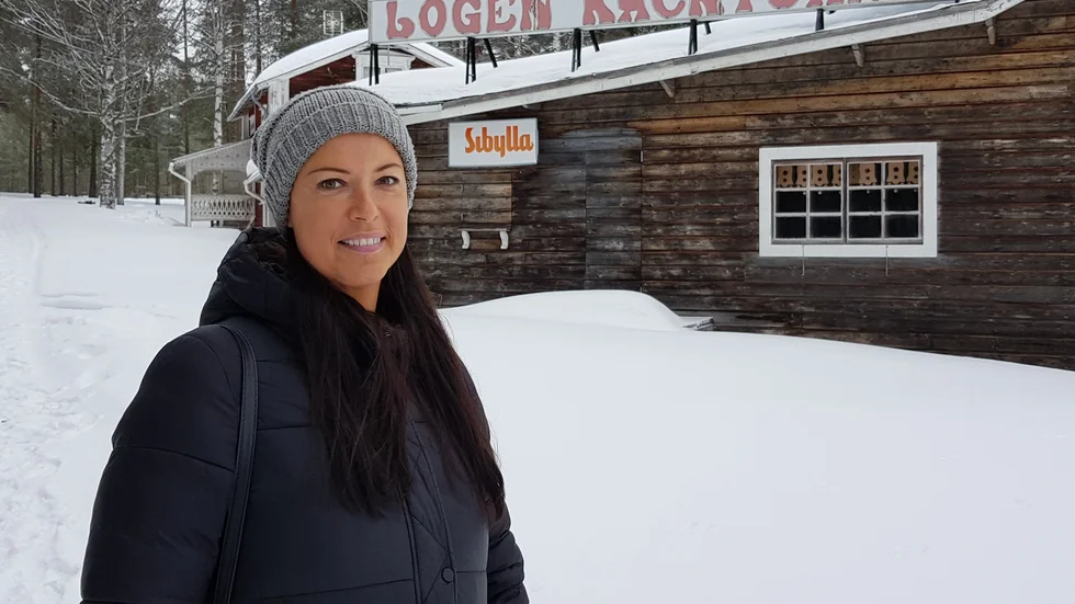 Eva Sjöberg säger att de siktar på att öppna logen igen till sommaren 2023.