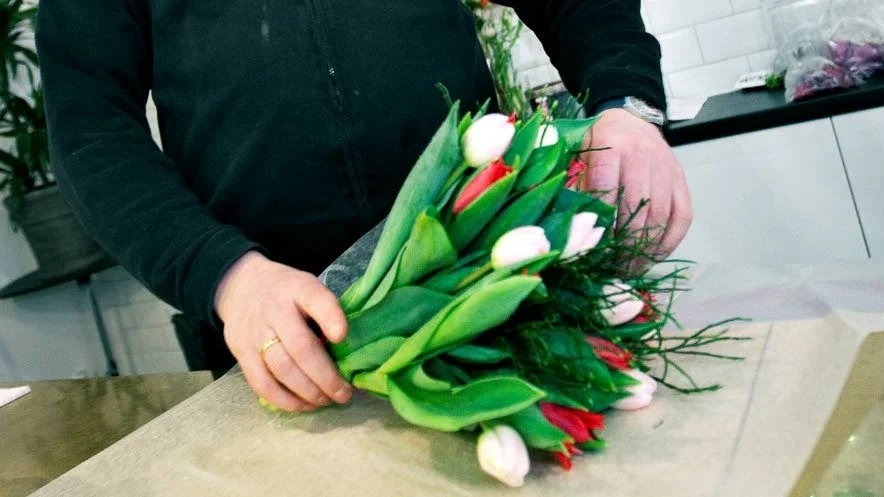 Inter flora fresh i Luleå säljer 1500 buketter i veckan.