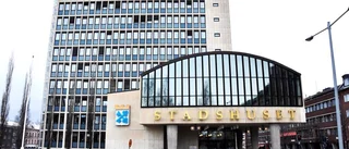 Ska vi ha direktörer med höga löner i Luleå kommun?