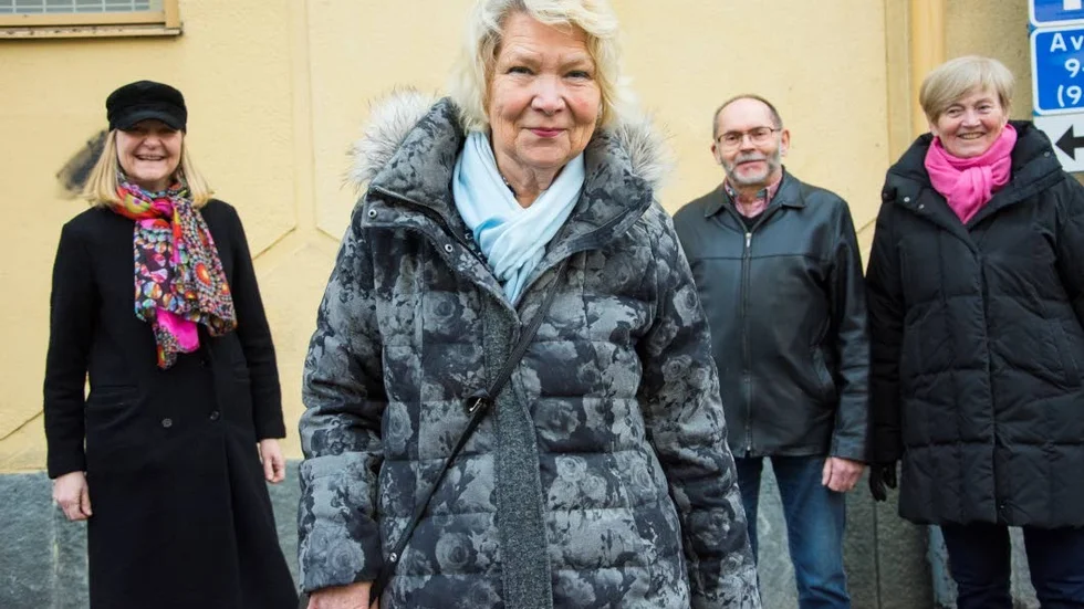 Margareta Sjöblom har i fem års tid forskat om det inre barnet som hon menar att man bär med sig genom livet. I bakgrunden handledarna Catrine Kostenius, Lars Jacobsson och Kerstin Öhrling.