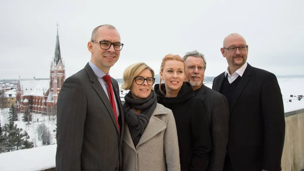 Luleå kommun, LTU och storindustrin satsar stort på ett forskningsprojekt när Luleå firar sitt 400 årsjubileum 2021. Om detta berättade kommunalrådet Niklas Nordström, LTU:s rektor Birgitta Bergvall-Kåreborn, Sara Blix, SSAB, forskarna Curt Persson och Roine Viklund vid en pressträff på torsdagen.