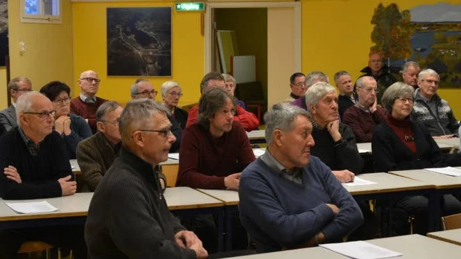 32 veteraner kom till träffen.