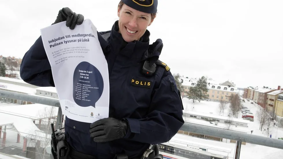 Sara Mattila, 38, förundersökningsledare, Luleå: Föregångare har öppnat upp vägen till en allt mer jämställd arbetsplats när det gäller såväl löner som tjänstetillsättningar och rekrytering. Fler kvinnor söker sig till polisyrket och söker nya vägar inom kåren vilket stärker, förändrar och förbättrar svensk polis på sikt.