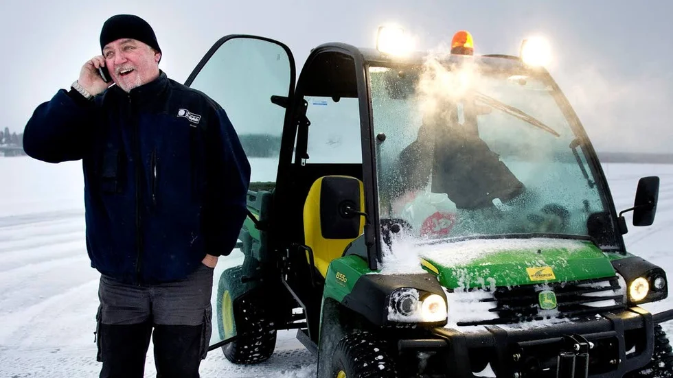 Jan Blomqvist håller i isbanan runt centrumhalvön i Luleå och under måndagen kunde han meddela att den första delen mellan Norra hamn och Hälsans hus är redo att ta emot besökare. Och snart väntas hela banan öppna.