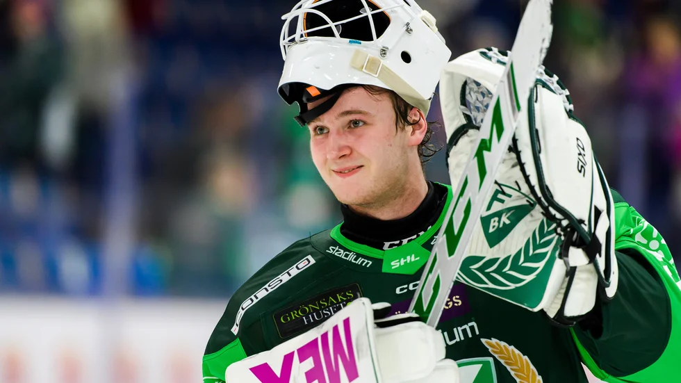 Dennis Hildeby från Eskilstuna har skrivit på ett tvåårskontrakt med Färjestad i SHL.