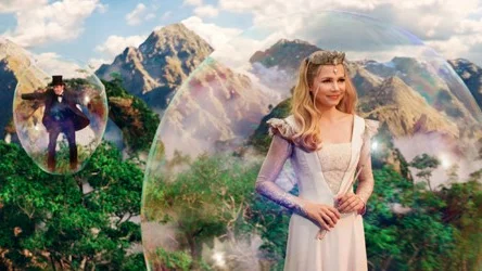 "OZ: THE GREAT AND POWERFUL"

James Franco, left; Michelle Williams, right

Â©Disney Enterprises, Inc. All Rights Reserved.