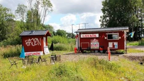 Sedan den tredje augusti driver Kristin Lahtinen Tierpsgrillen vid infarten till Tierp.