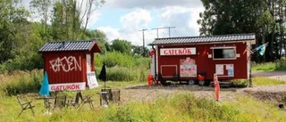 Nyöppnat gatukök vid motorvägen
