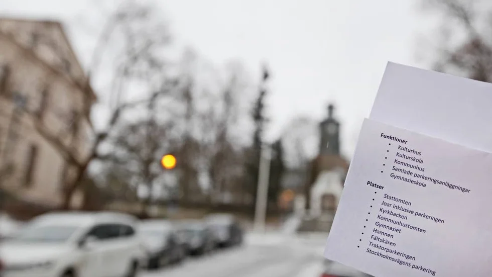 Listan som ska beslutas. Fastigheterna i Kyrkbacken är en av bitarna i centrumpusslet.